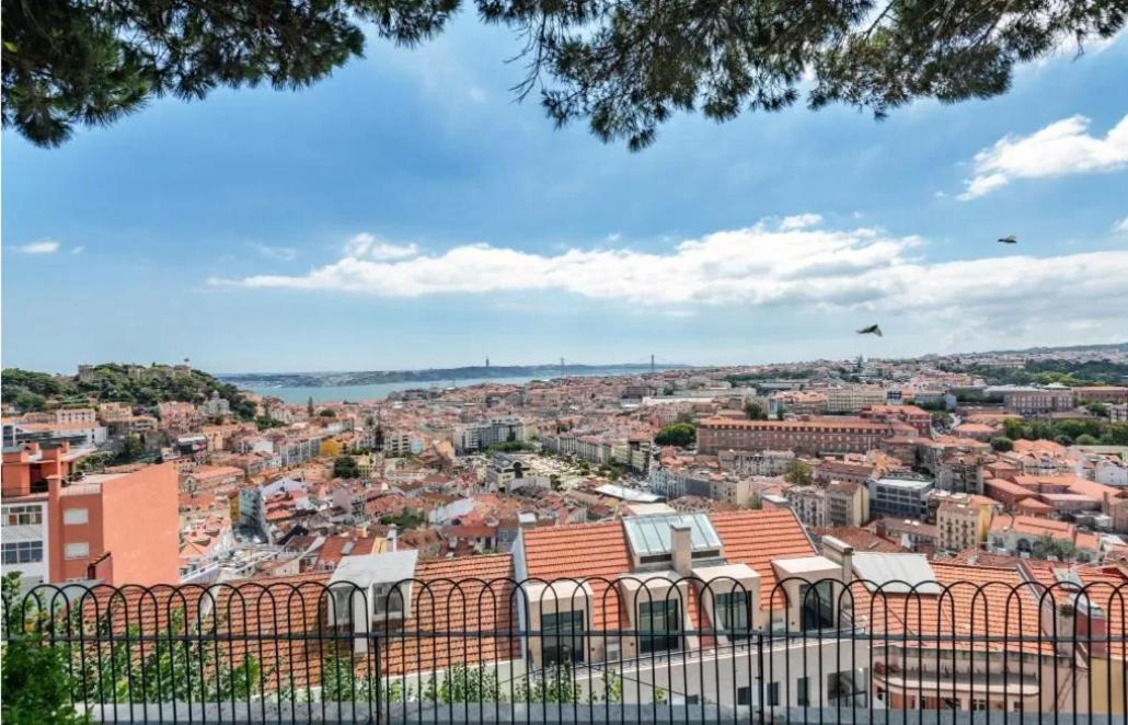Guest House Casa Dos Reis Lisbon Bagian luar foto